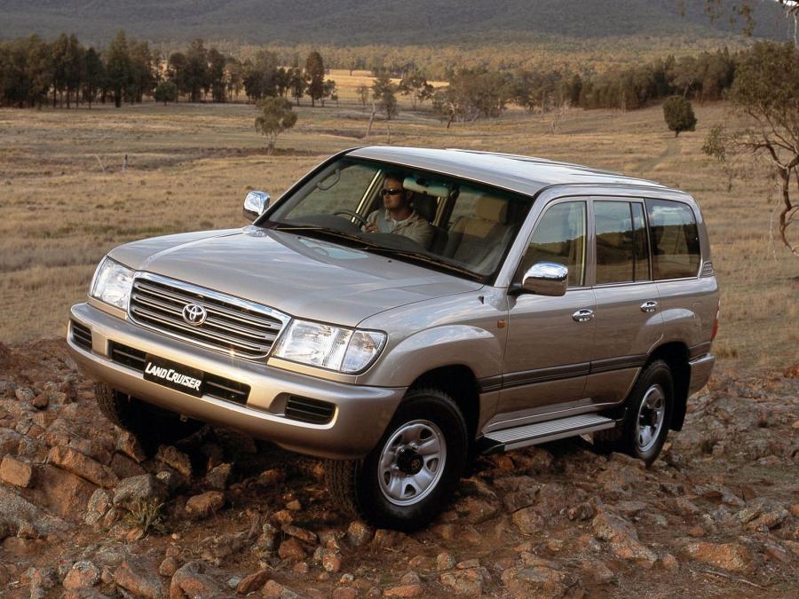  Toyota Land Cruiser 100 GXL 2002 года  (AU) (фото 2 из 5)